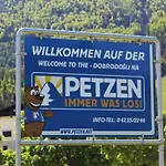 キャンプ場 Chaletpark Petzen
