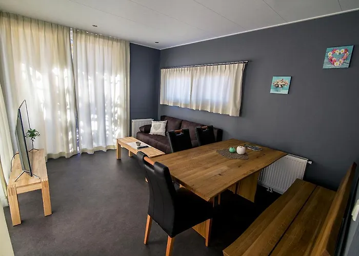 Chaletpark Petzen אתר קמפינג