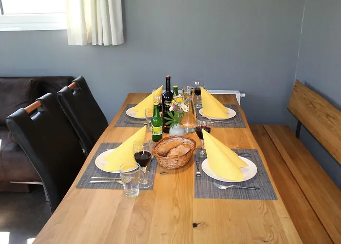 Chaletpark Petzen אתר קמפינג 3*